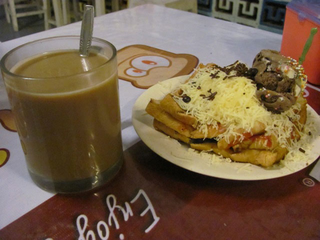 Roti Bakar Topping Keju Dan Es Cream