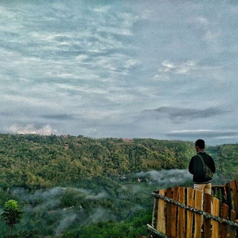 Bukit Mojo (sumber: foto IG anggaardani07)