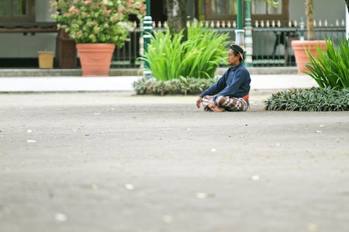 Keraton Jogja (sumber foto: bomanta.com)